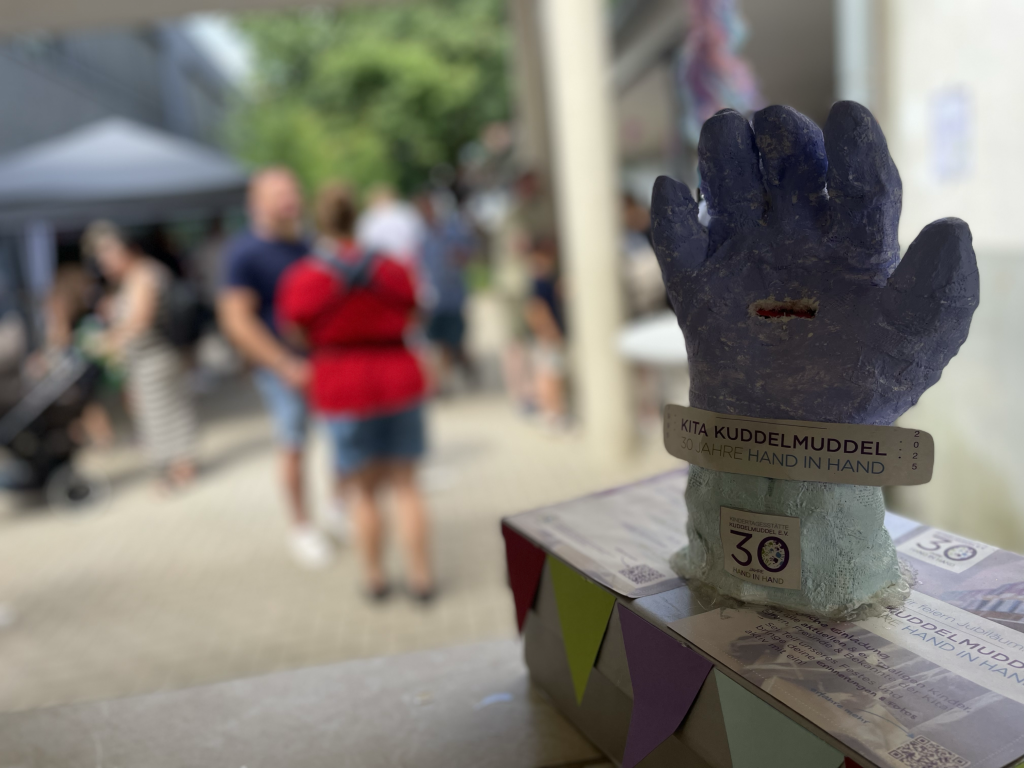 Jubiläumsmotto: 30 Jahre Hand in Hand